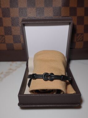 Men's Black Knot Bracelet – Matte Black Rope Knot Cuff BROSWAY 121